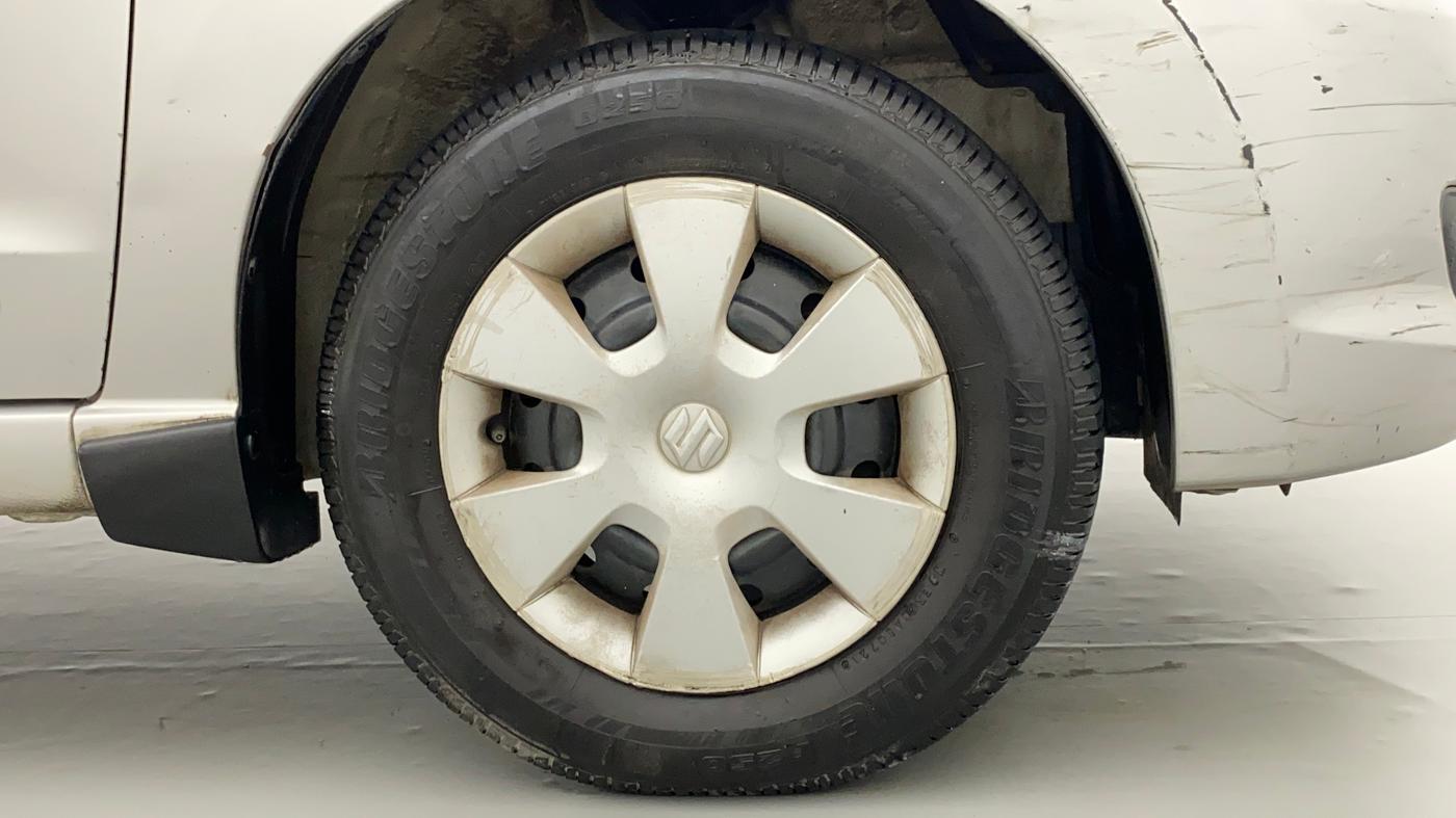 2010 Maruti A Star VXI, Petrol, Manual, 78,668 km, Right Front Wheel