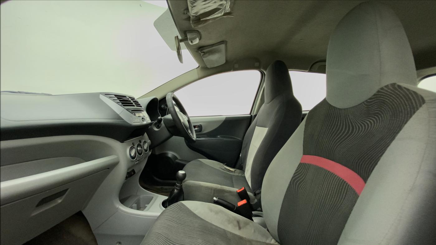 2010 Maruti A Star VXI, Petrol, Manual, 78,668 km, Right Side Front Door Cabin