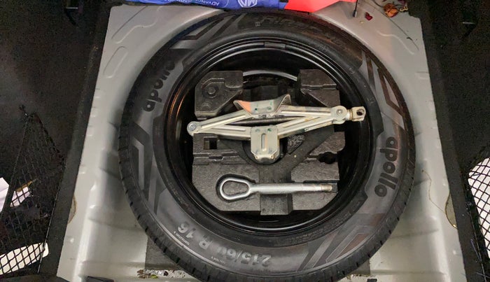 2022 MG ASTOR SHARP 1.5 CVT, Petrol, Automatic, 20,971 km, Spare Tyre