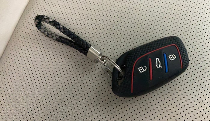 2022 MG ASTOR SHARP 1.5 CVT, Petrol, Automatic, 20,971 km, Key Close Up