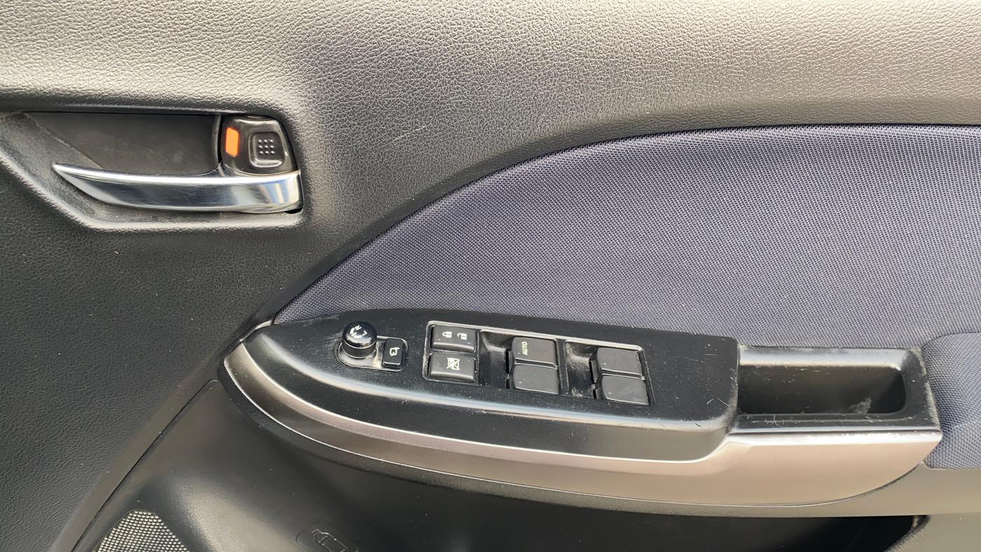 2020 Maruti Baleno ALPHA PETROL 1.2, Petrol, Manual, 48,317 km, Driver Side Door Panels Control