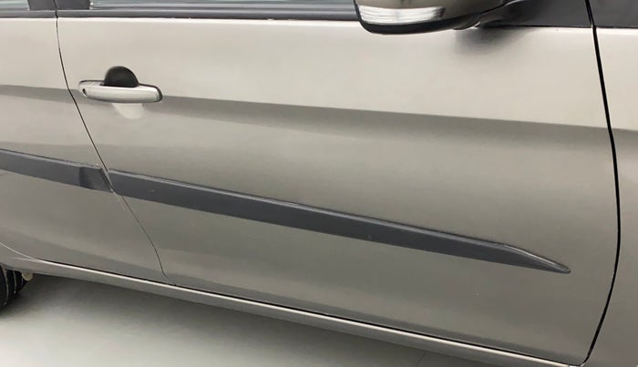 2020 Maruti Ciaz DELTA AT 1.5 SHVS PETROL, Petrol, Automatic, 41,619 km, Driver-side door - Slightly dented