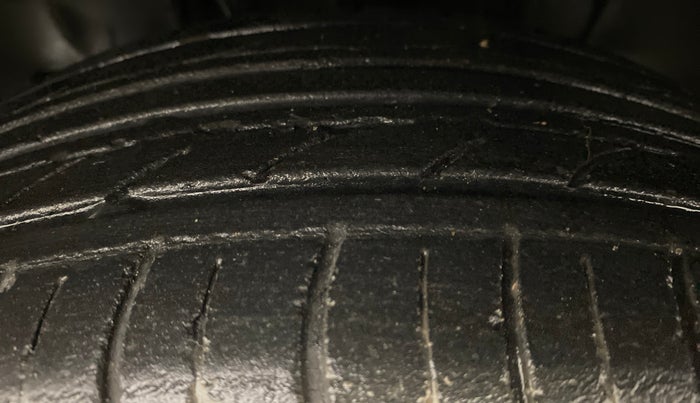 2017 Tata TIGOR Revotron XZA 1.2, Petrol, Automatic, 42,917 km, Left Front Tyre Tread