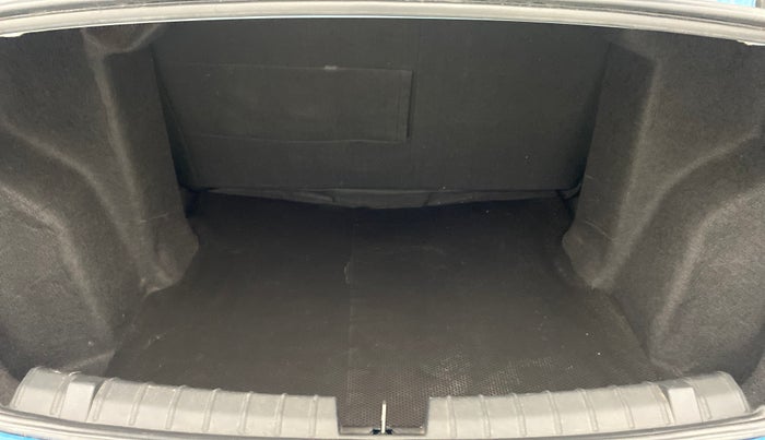 2017 Tata TIGOR Revotron XZA 1.2, Petrol, Automatic, 42,917 km, Boot Inside
