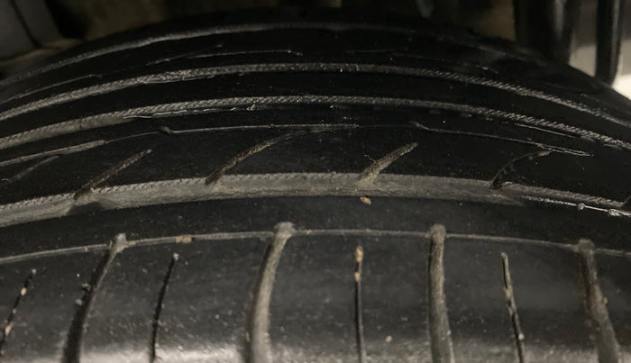 2017 Tata TIGOR Revotron XZA 1.2, Petrol, Automatic, 42,917 km, Left Rear Tyre Tread