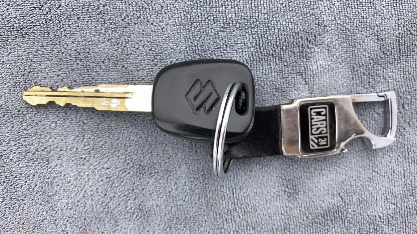 2013 Maruti Wagon R 1.0 LXI, Petrol, Manual, 38,879 km, Key Close Up