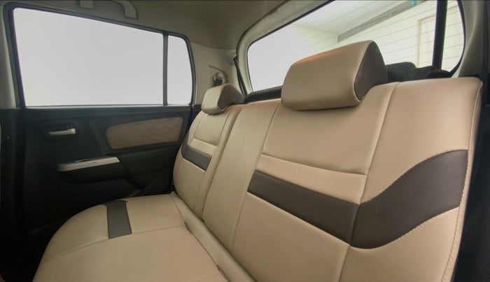 2013 Maruti Wagon R 1.0 VXI, Petrol, Manual, 50,334 km, Right Side Rear Door Cabin