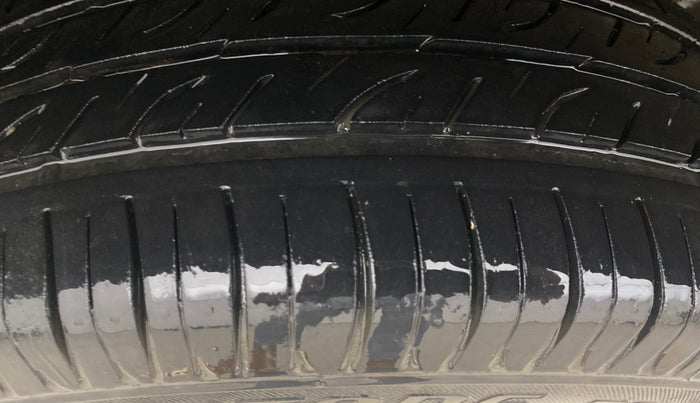 2014 Tata Nano TWIST XT, Petrol, Manual, 49,821 km, Right Rear Tyre Tread