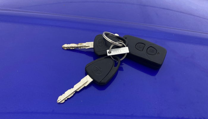 2014 Tata Nano TWIST XT, Petrol, Manual, 49,821 km, Key Close Up