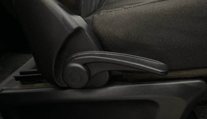 2014 Tata Nano TWIST XT, Petrol, Manual, 49,821 km, Driver Side Adjustment Panel