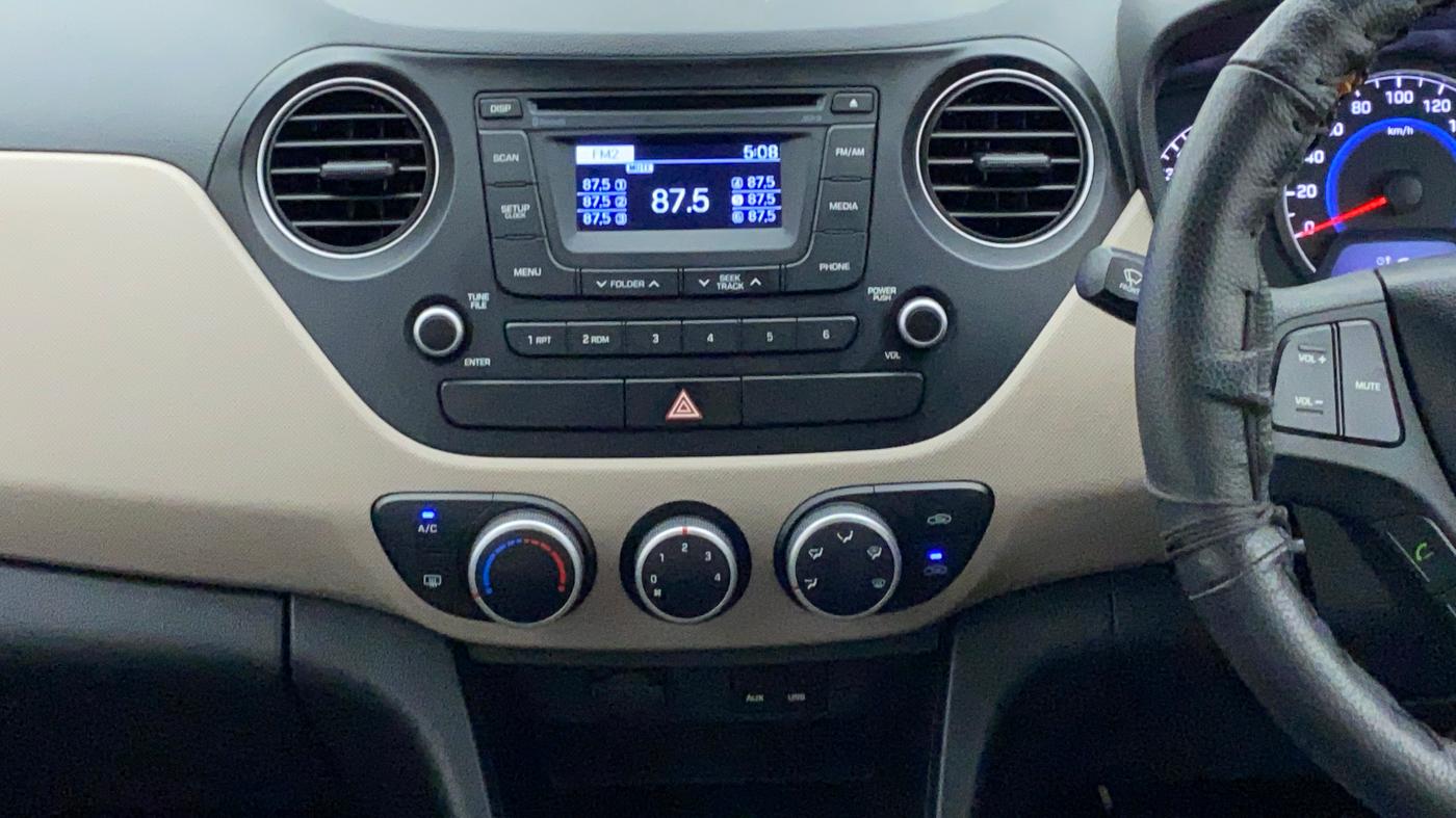2015 Hyundai Grand i10 SPORTZ 1.2 KAPPA VTVT, Petrol, Manual, 4,812 km, Air Conditioner