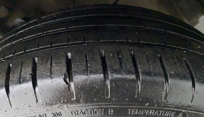 2019 Maruti Baleno ZETA 1.2 K12, Petrol, Manual, 29,123 km, Right Rear Tyre Tread