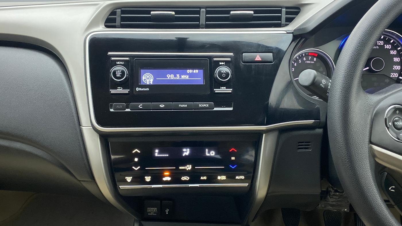 2017 Honda City SV MT PETROL, Petrol, Manual, 29,326 km, Air Conditioner