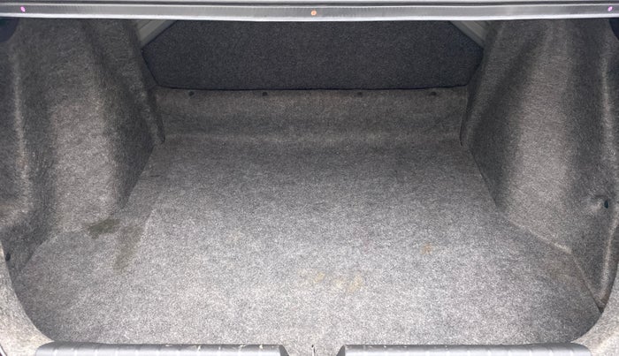 2017 Honda City SV MT PETROL, Petrol, Manual, 29,326 km, Boot Inside