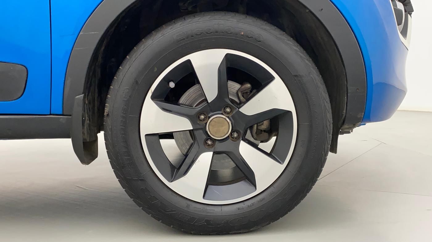 2018 Tata NEXON XZ PLUS DIESEL, Diesel, Manual, 69,566 km, Right Front Wheel