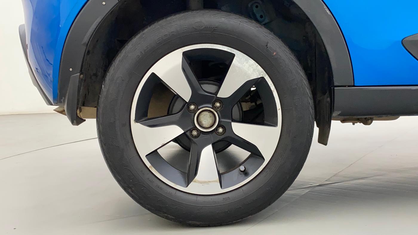 2018 Tata NEXON XZ PLUS DIESEL, Diesel, Manual, 69,566 km, Right Rear Wheel