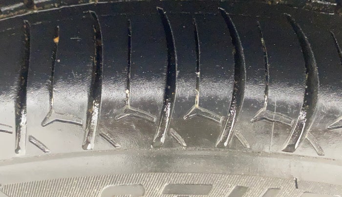 2019 Tata Tiago XZ PLUS PETROL, Petrol, Manual, 66,275 km, Right Rear Tyre Tread