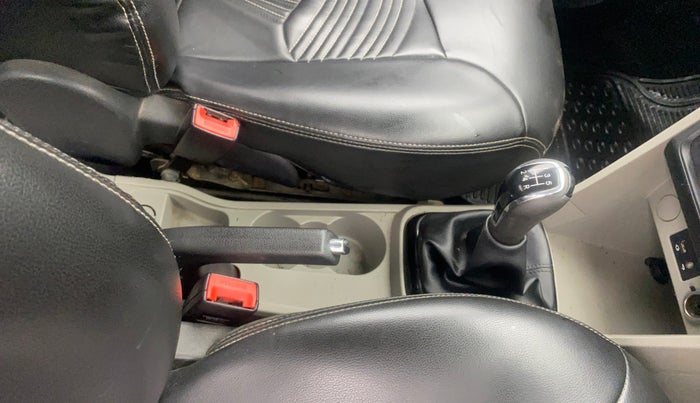 2019 Tata Tiago XZ PLUS PETROL, Petrol, Manual, 66,275 km, Gear Lever