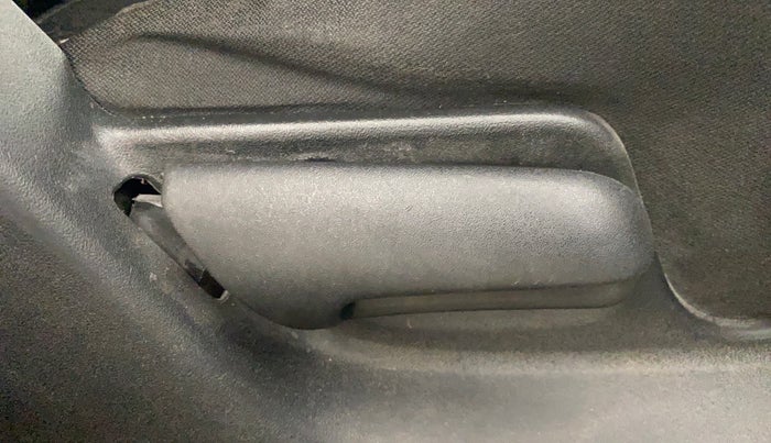 2014 Maruti Swift VXI, Petrol, Manual, 84,734 km, Driver Side Adjustment Panel