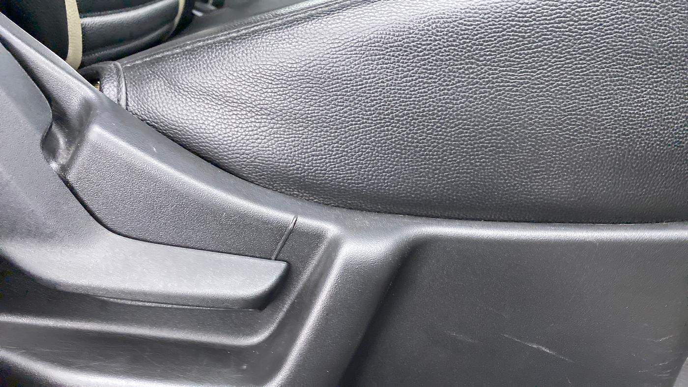 2019 Maruti New Wagon-R VXI 1.2L AGS, Petrol, Automatic, 62,294 km, Driver Side Adjustment Panel