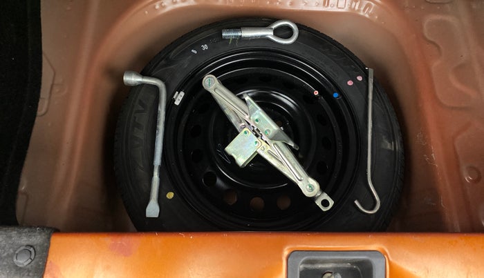 2019 Maruti New Wagon-R VXI 1.2L, Petrol, Manual, 21,786 km, Spare Tyre