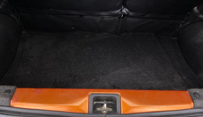2019 Maruti New Wagon-R VXI 1.2L, Petrol, Manual, 21,786 km, Boot Inside