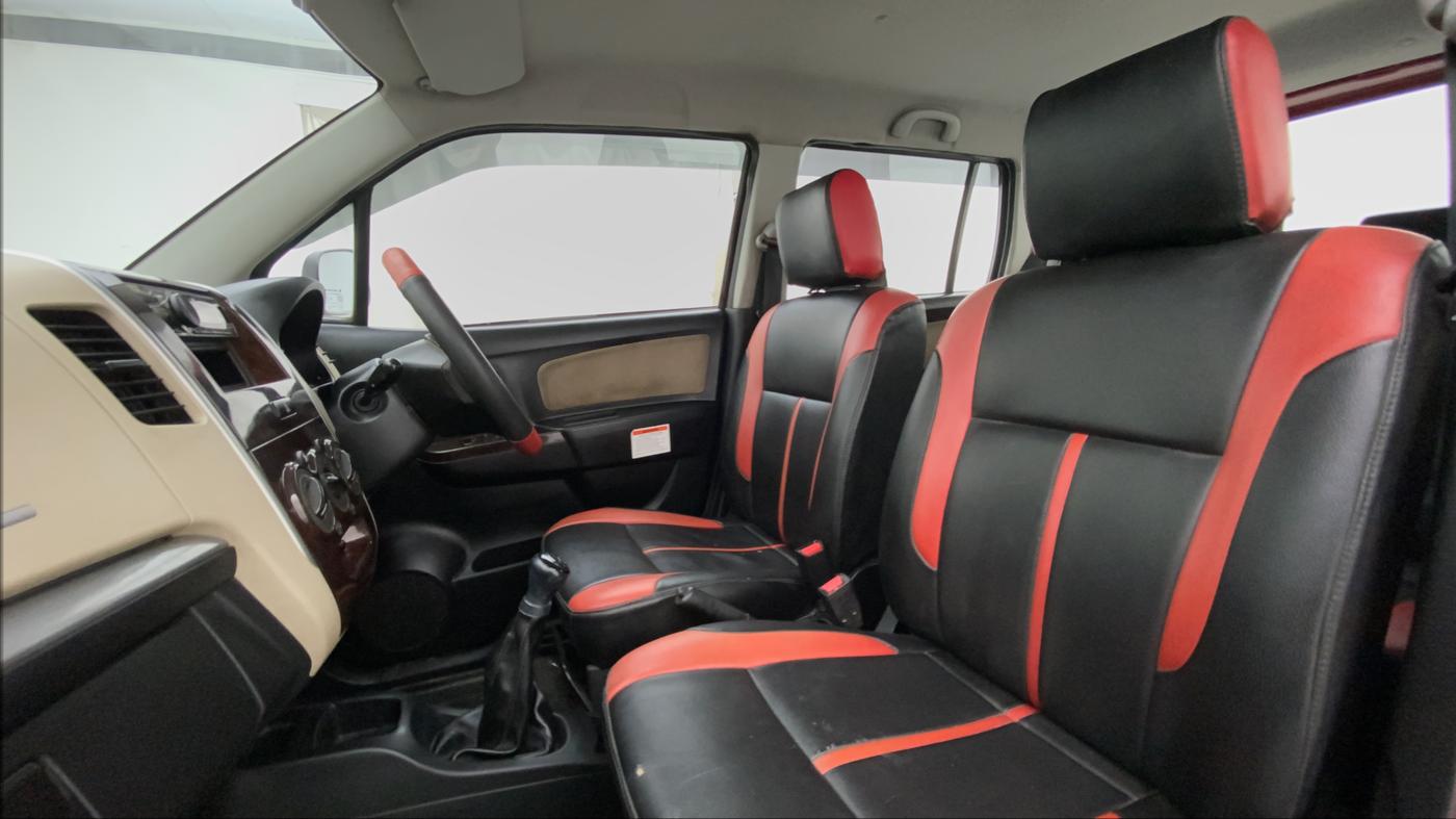 2017 Maruti Wagon R 1.0 LXI CNG, CNG, Manual, 64,948 km, Right Side Front Door Cabin