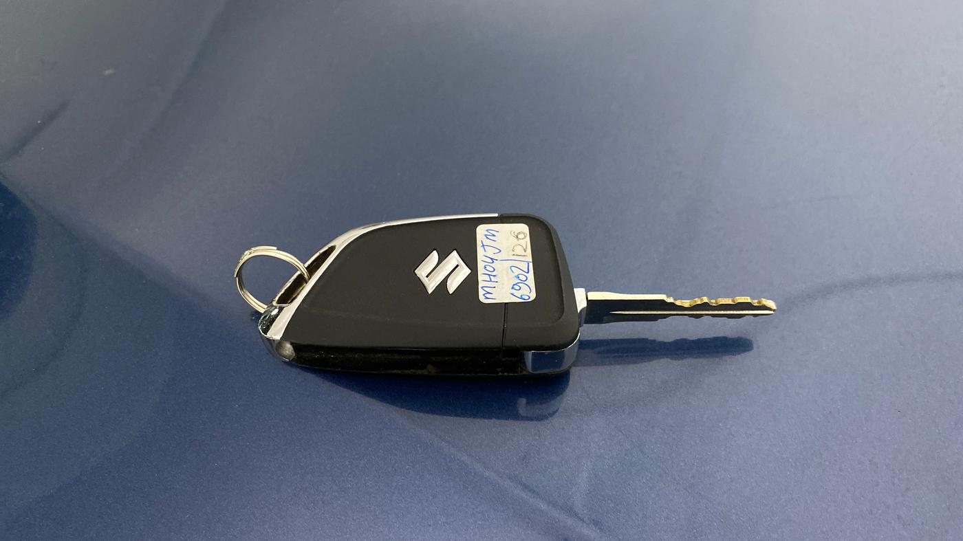 2018 Maruti Baleno DELTA DIESEL 1.3, Diesel, Manual, 1,02,706 km, Key Close Up