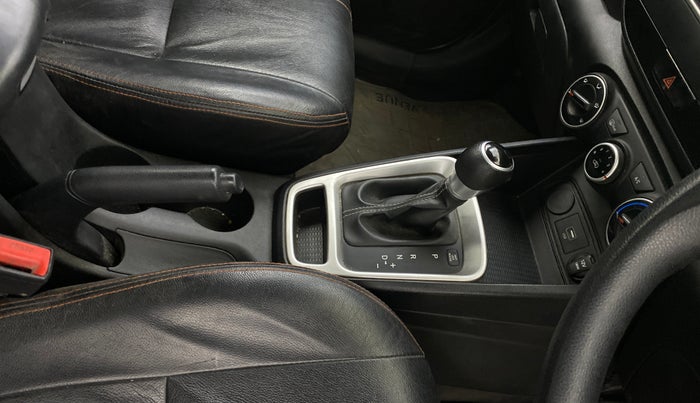 2019 Hyundai VENUE S 1.0 TURBO DCT, Petrol, Automatic, 69,334 km, Gear Lever