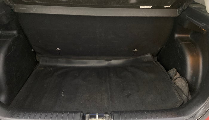 2019 Hyundai VENUE S 1.0 TURBO DCT, Petrol, Automatic, 69,334 km, Boot Inside