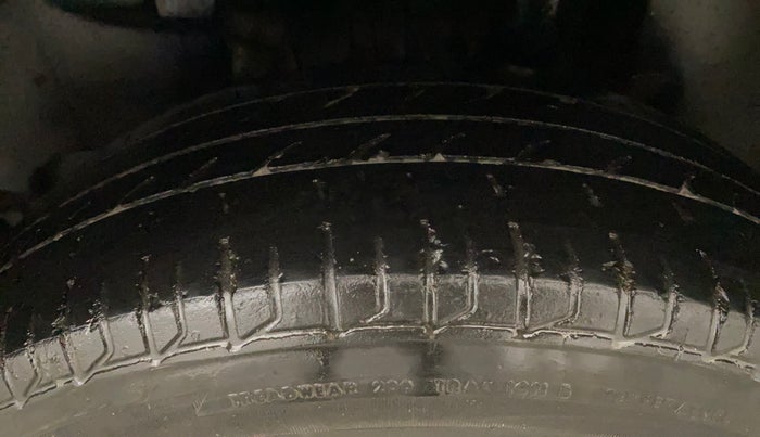 2021 Maruti Swift ZXI PLUS, Petrol, Manual, 1,22,620 km, Left Rear Tyre Tread