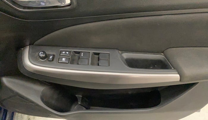 2021 Maruti Swift ZXI PLUS, Petrol, Manual, 1,22,620 km, Driver Side Door Panels Control