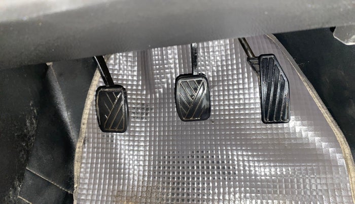 2021 Maruti Swift ZXI PLUS, Petrol, Manual, 1,22,620 km, Pedals