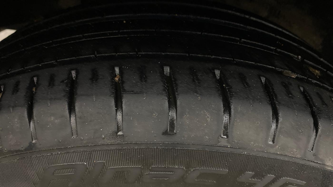 2017 Maruti Baleno ZETA CVT PETROL 1.2, Petrol, Automatic, 58,478 km, Right Rear Tyre Tread