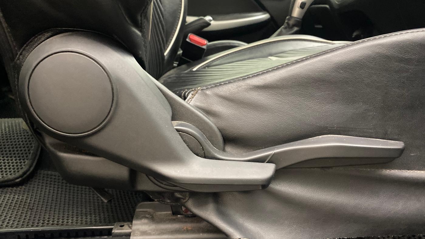 2017 Maruti Baleno ZETA CVT PETROL 1.2, Petrol, Automatic, 58,478 km, Driver Side Adjustment Panel