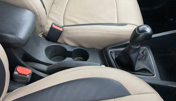 2016 Hyundai Elite i20 SPORTZ 1.2, Petrol, Manual, 49,189 km, Gear Lever