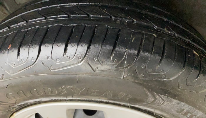 2016 Hyundai Elite i20 SPORTZ 1.2, Petrol, Manual, 49,189 km, Left Front Tyre Tread