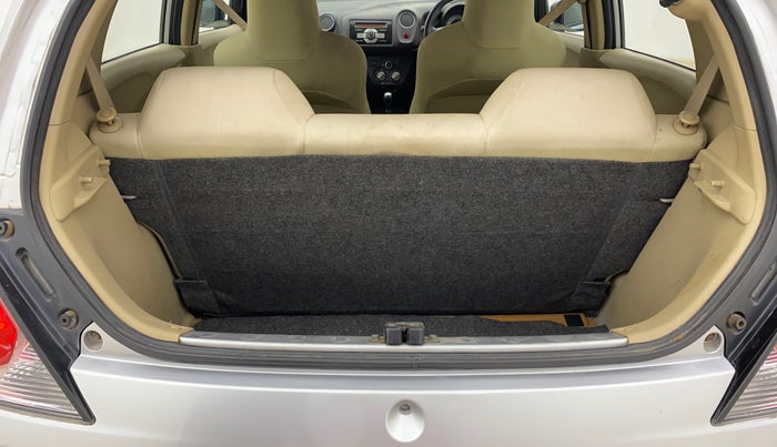 2012 Honda Brio V MT, Petrol, Manual, 95,376 km, Boot Inside