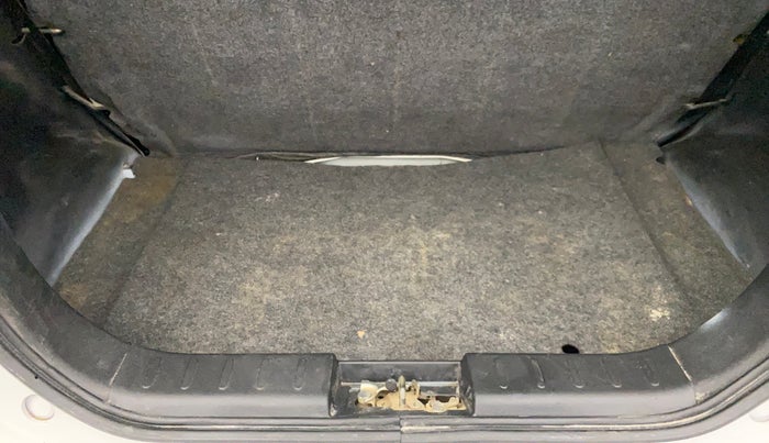 2021 Maruti Alto VXI, Petrol, Manual, 1,37,679 km, Boot Inside