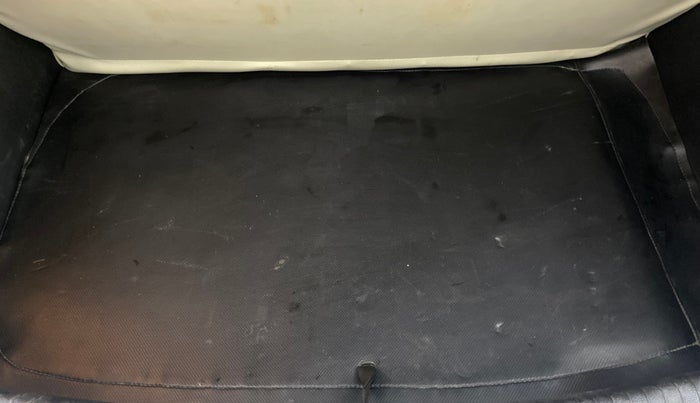 2013 Hyundai Grand i10 ASTA 1.2 KAPPA VTVT, Petrol, Manual, 77,141 km, Boot Inside