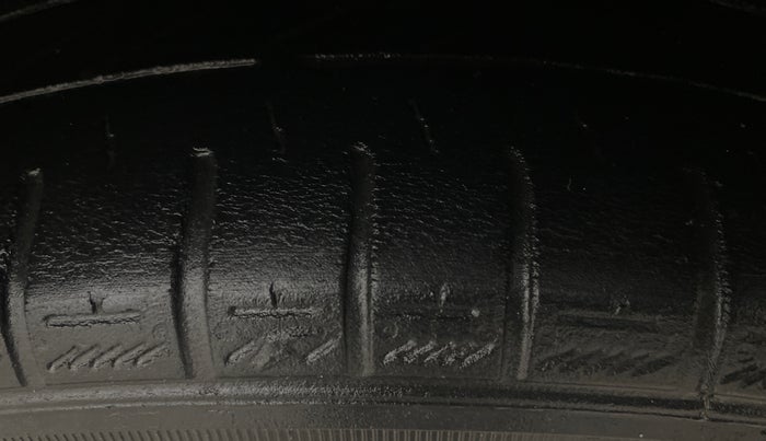 2013 Hyundai Grand i10 ASTA 1.2 KAPPA VTVT, Petrol, Manual, 77,141 km, Right Front Tyre Tread