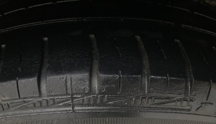 2013 Hyundai Grand i10 ASTA 1.2 KAPPA VTVT, Petrol, Manual, 77,141 km, Left Rear Tyre Tread