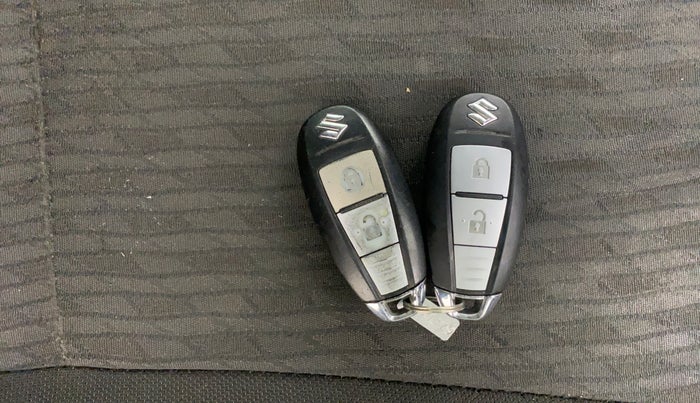 2016 Maruti Baleno ALPHA DIESEL 1.3, Diesel, Manual, 1,09,112 km, Key Close Up