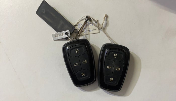 2022 Tata TIGOR XZ PLUS CNG, CNG, Manual, 55,095 km, Key Close Up