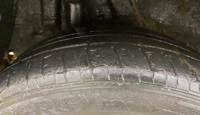 2018 Hyundai Verna 1.6 VTVT SX, Petrol, Manual, 75,371 km, Right Rear Tyre Tread
