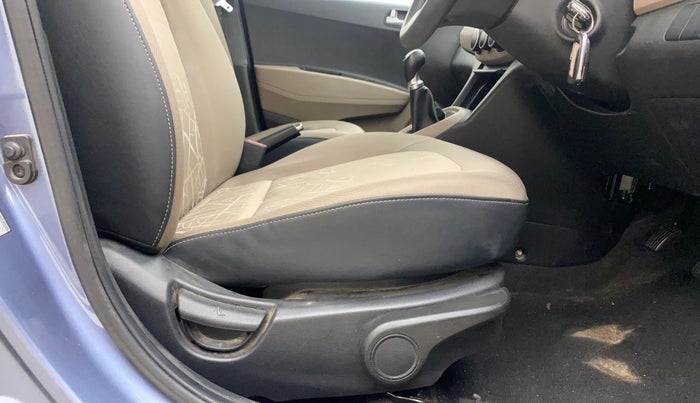 2016 Hyundai Xcent SX 1.2, Petrol, Manual, 37,368 km, Driver Side Adjustment Panel