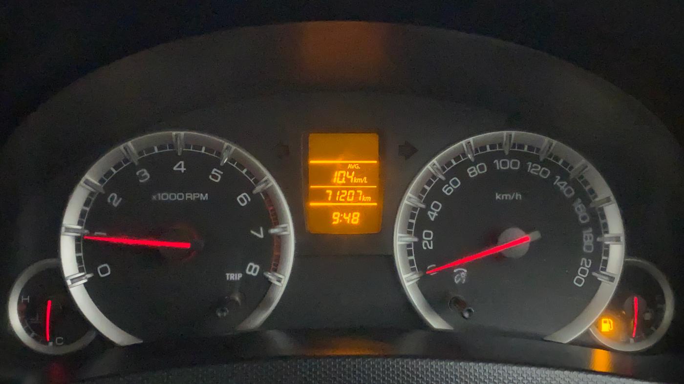 2013 Maruti Swift Dzire VXI, Petrol, Manual, 71,543 km, Odometer Image