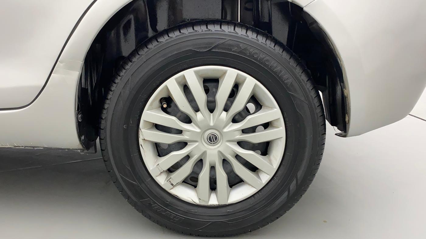 2013 Maruti Swift Dzire VXI, Petrol, Manual, 71,543 km, Left Rear Wheel