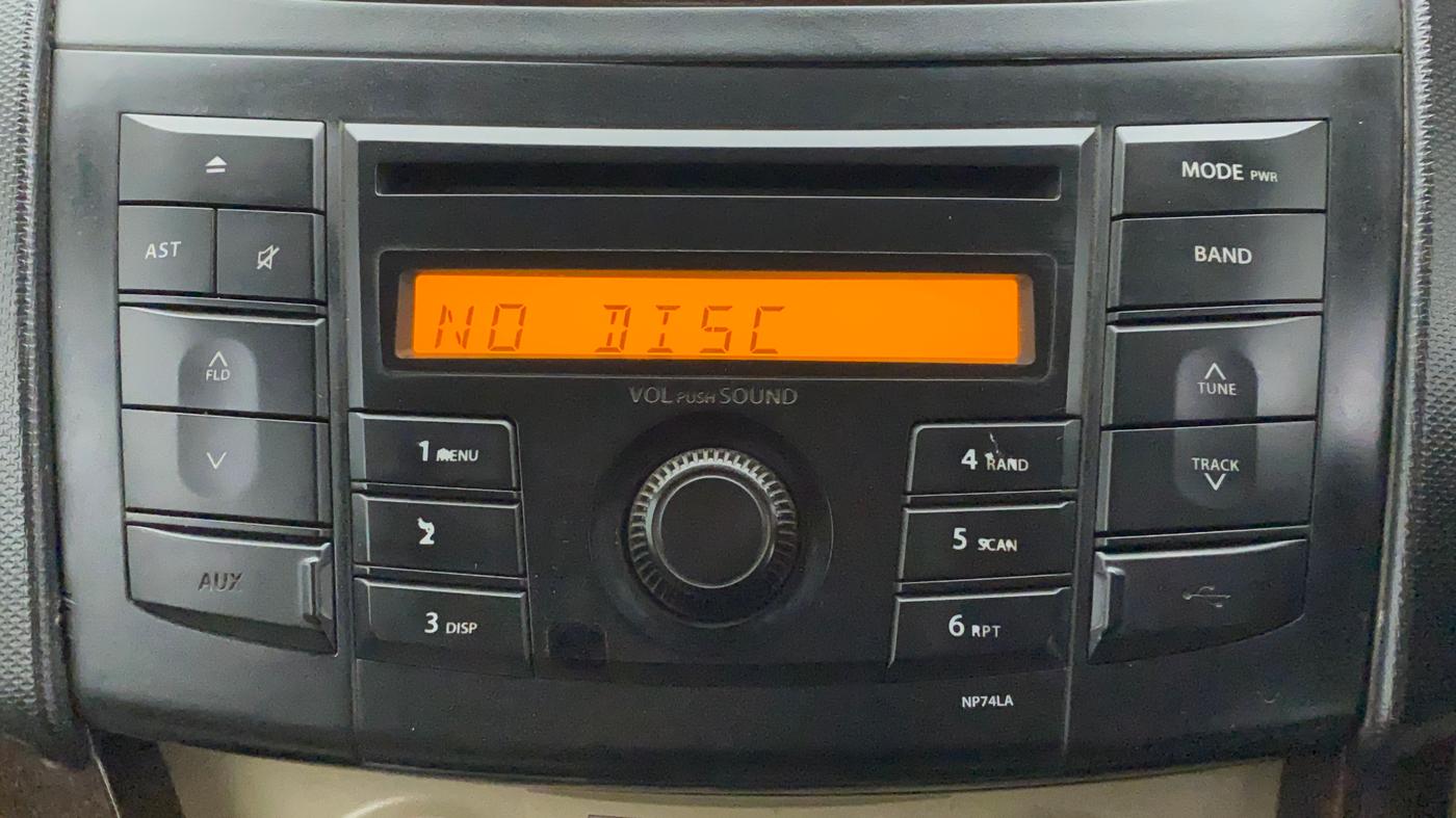 2013 Maruti Swift Dzire VXI, Petrol, Manual, 71,543 km, Infotainment System