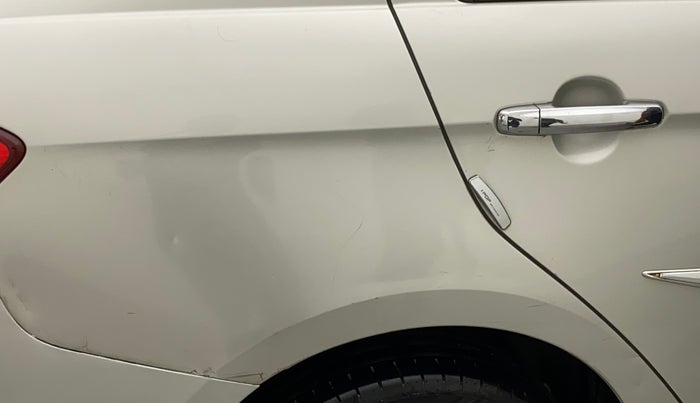2016 Maruti Ciaz ZXI+, Petrol, Manual, 87,302 km, Right quarter panel - Minor scratches